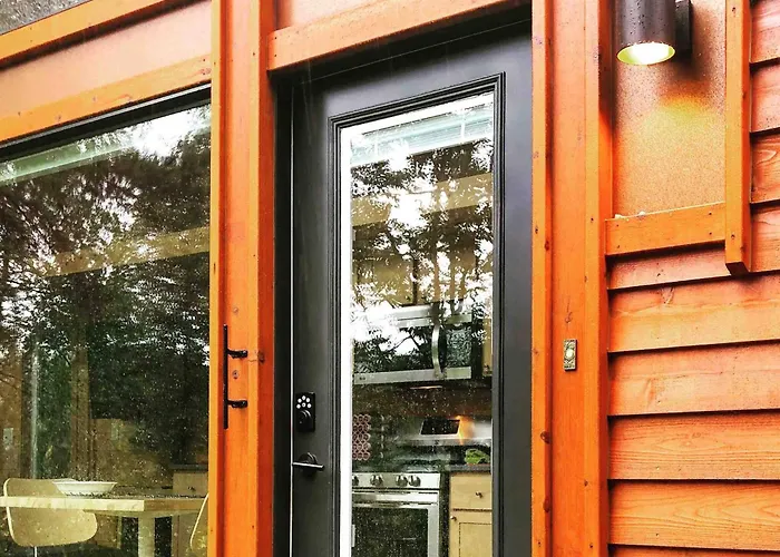 Tiny House Bliss On Brew Ridge Trail. Wintergreen