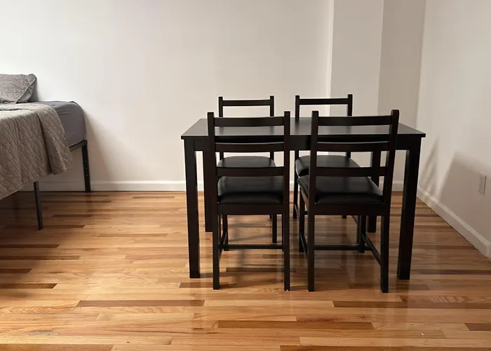 New York City Guest House 2