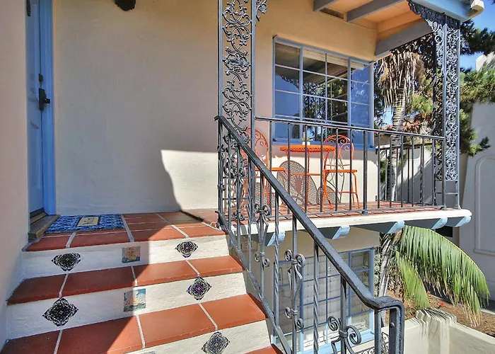 West Beach Villa 2