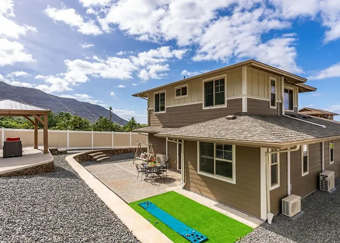 Makaha Villa By Avantstay
