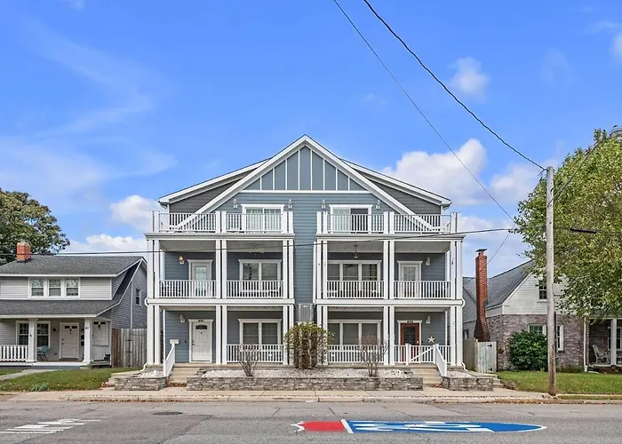 The Coastal Dream House A Luxury 4Br Retreat