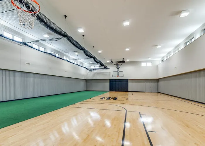 Ultimate Long Lake Getaway W/ Indoor Pool & Games