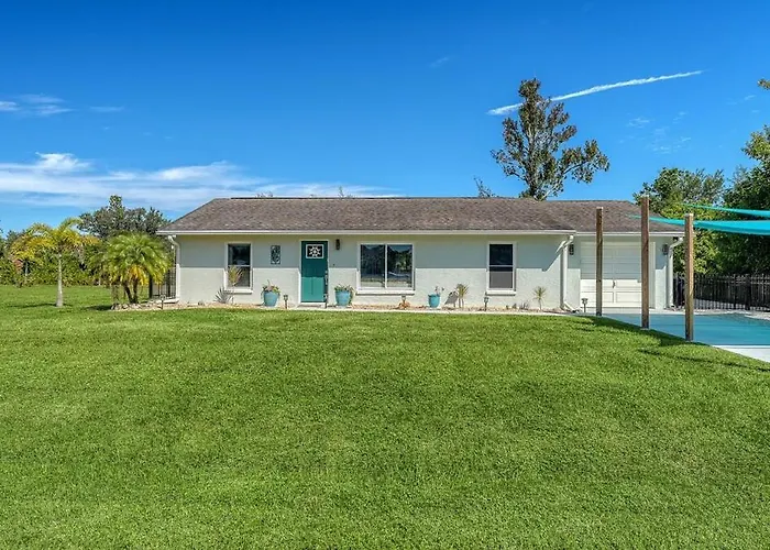 Peaceful Villa Retreat Pool, Spa, Manasota Key