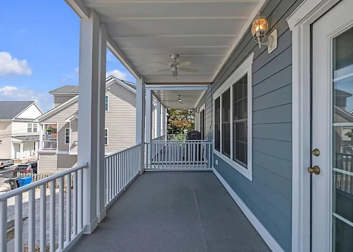 The Coastal Dream House A Luxury 4Br Retreat