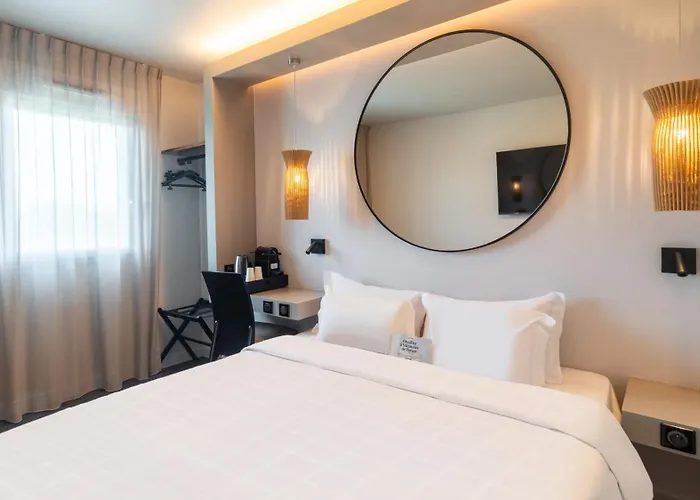 Hôtel de luxe: Hôtel Kyriad Brive Ouest