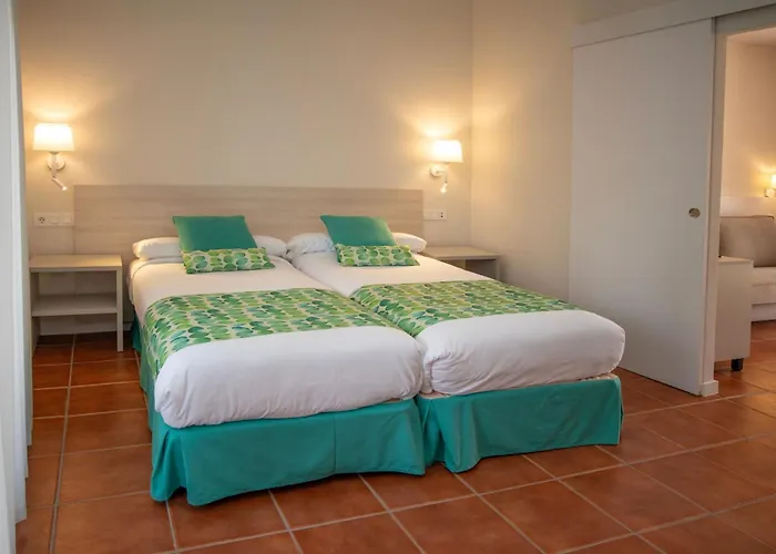 Hotel con piscina: Hotel Montepiedra 4""sup