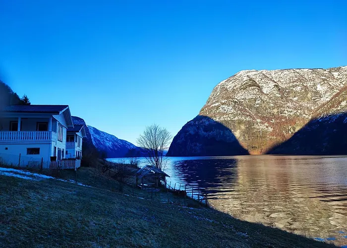 Visit Undredal