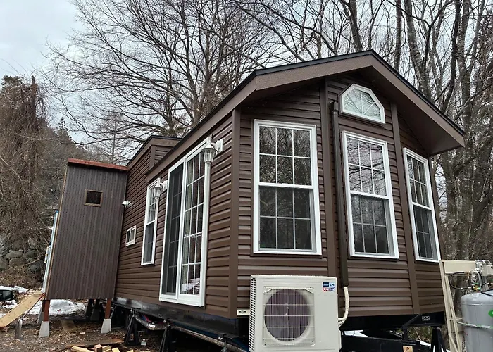 Hakuba Canadian Lodge