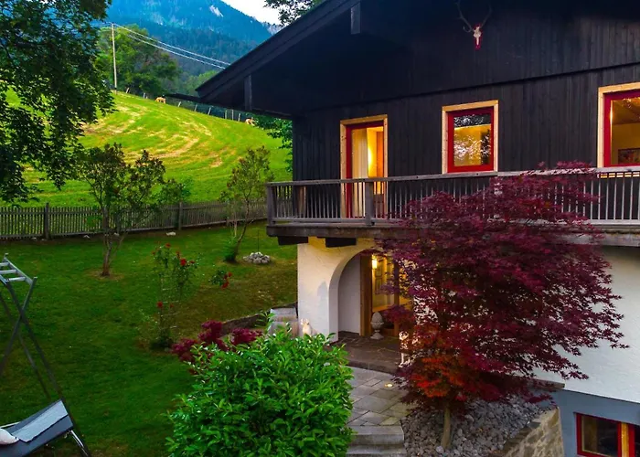 Kuenstlervilla Mit Grandiosem Panoramablick