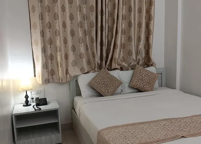 Hotel with view: Sai Inn Mysore