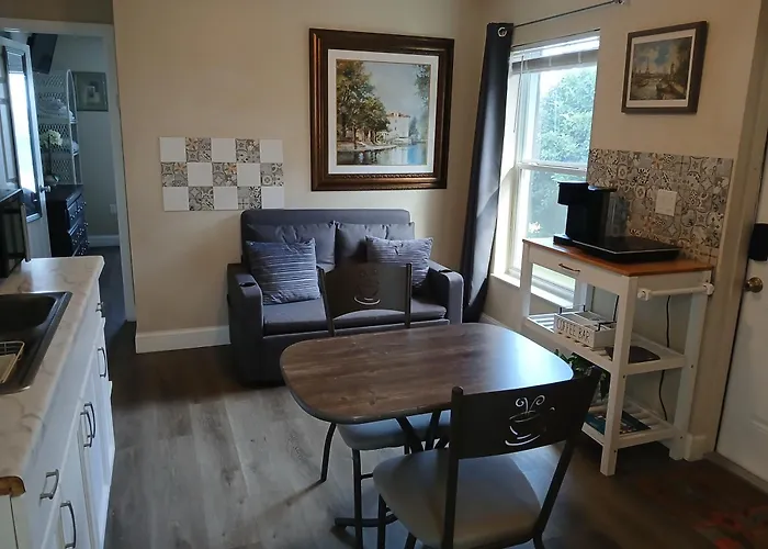 The Orchard Suite Of Sebring