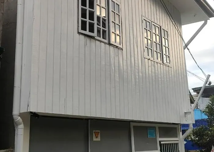 Kochimoto Guesthouse