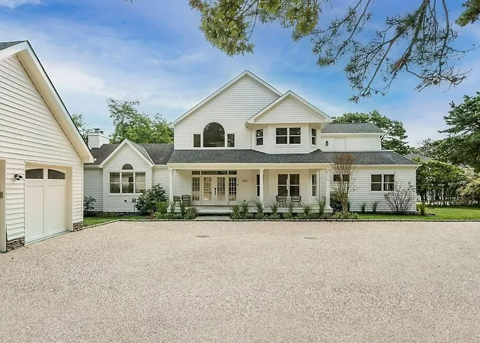 Villa Isaiah - Southampton Luxury Estate