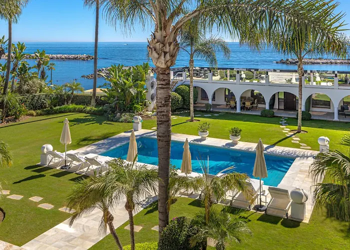 Frontline Villa El Martinete With Picasso Pool