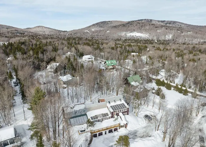 The Birch House Heated Pool, Sauna, Hot Tub & More