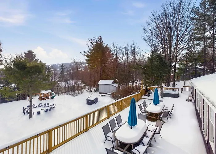 The Birch House Heated Pool, Sauna, Hot Tub & More