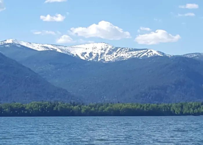 Lake Room