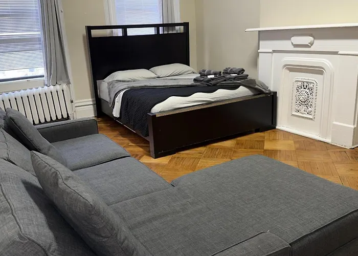 New York City Guest House 2