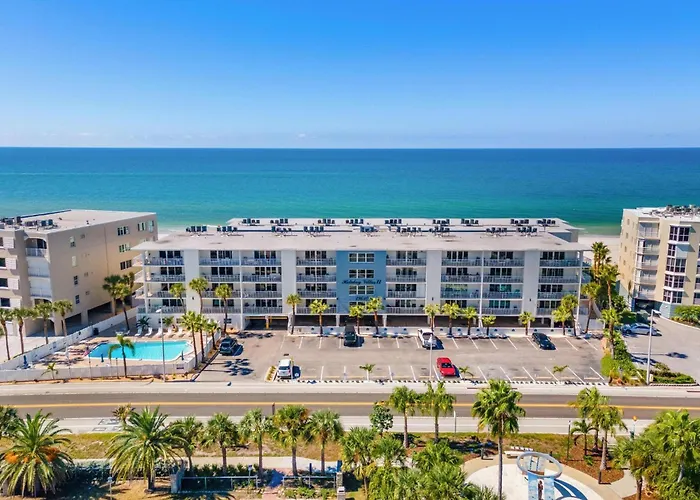 Apartment: Escape To Beach Oasis! New Management! Updated Beachside Condo With Heated Pool!