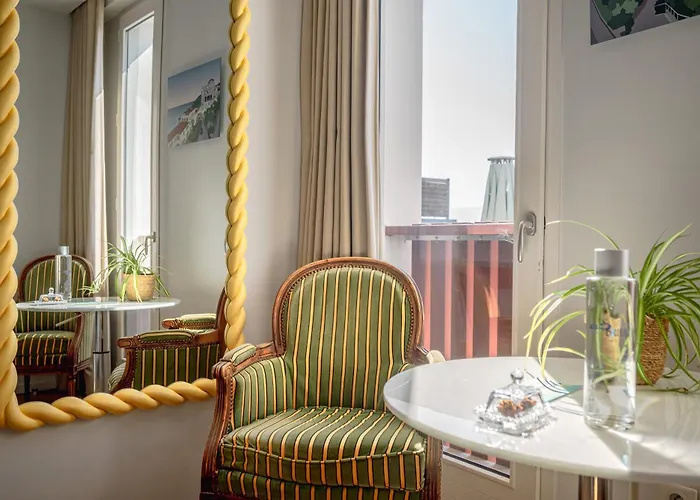 Hôtel accueillant les animaux: Hôtel Briketenia