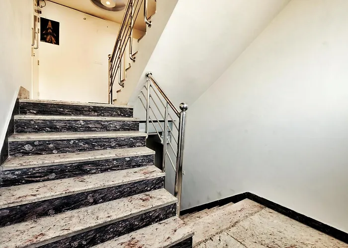 Guest house: Airport Hotel Delhi Aerocity