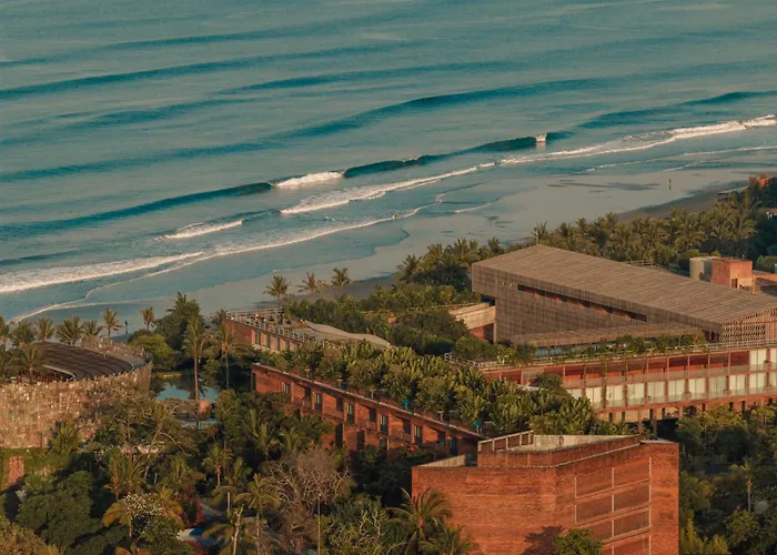 Resort: Desa Potato Head Bali