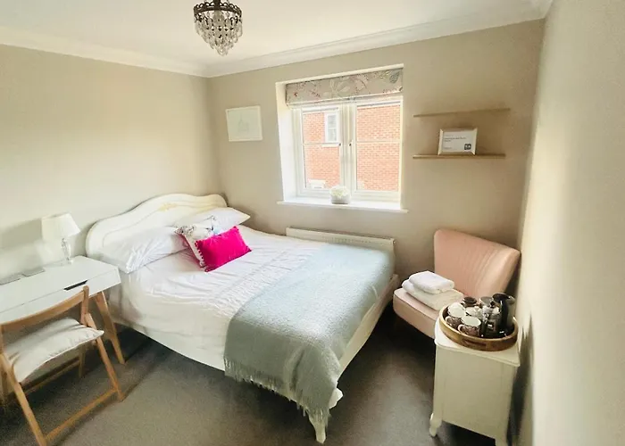 Cosy Room Near Poole, Dorset