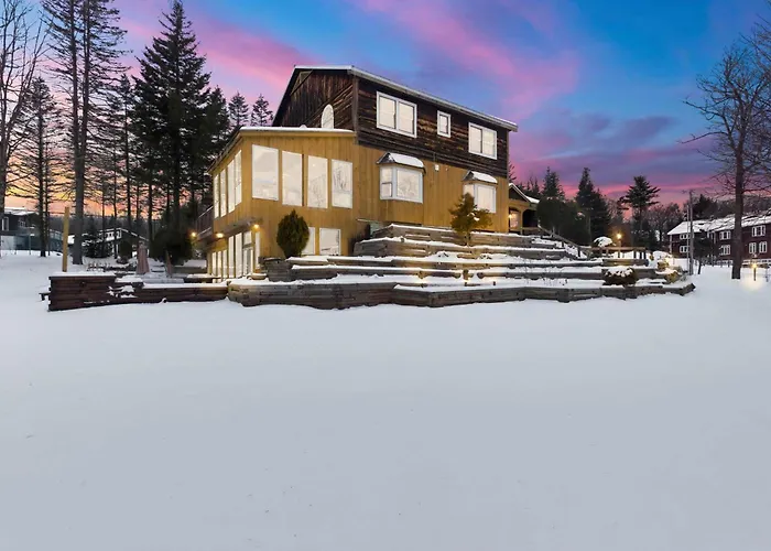 The Mahogany House Near Mt Snow Hot Tub Pool