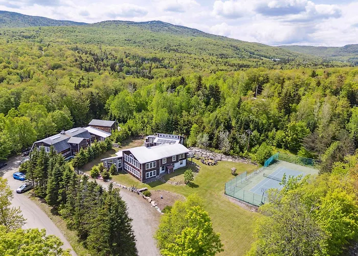 Myrtle Villa 7Br Near Mount Snow With Indoor Heated Endless Style Pool Outdoor Hot Tub