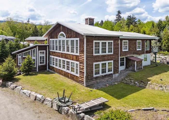 Myrtle Villa 7Br Near Mount Snow With Indoor Heated Endless Style Pool Outdoor Hot Tub