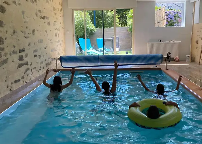 "La Villa Du Cap" Avec Piscine Interieur, Billard Et A 5 Minutes De La Plage Et Des Commerces!