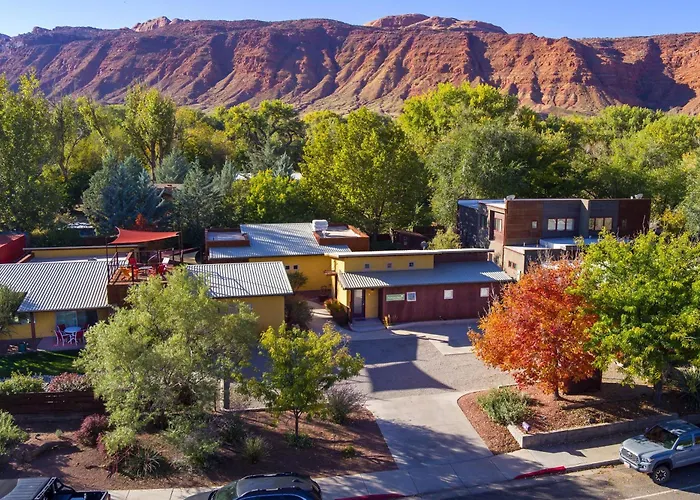 Westside Flats Compound - All 4 Units In Moab Ut