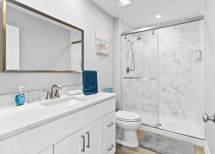 3 Bedroom 2 And Half Baths 2 Blocks To Beach And Boardwalk 8 Beach Badges