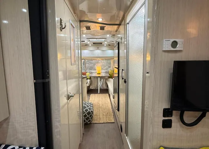 The Airstream At Sky High Estate