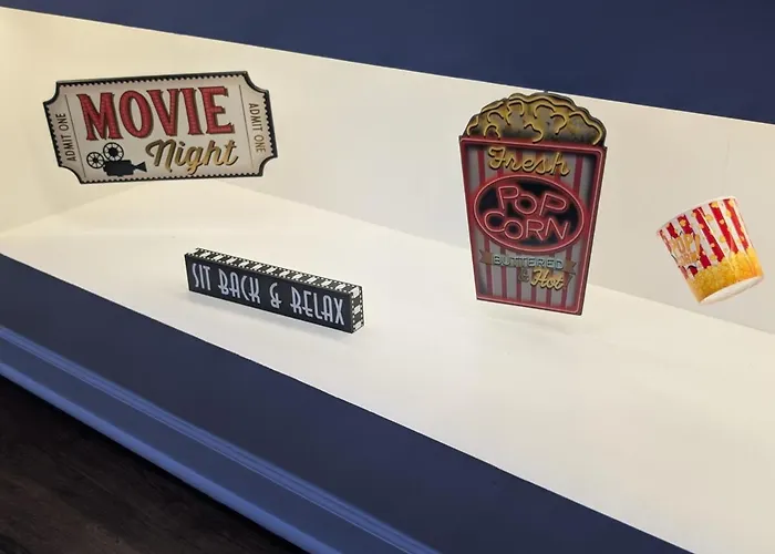 Movie Night Retreat I Hot Tub I Games I Theater