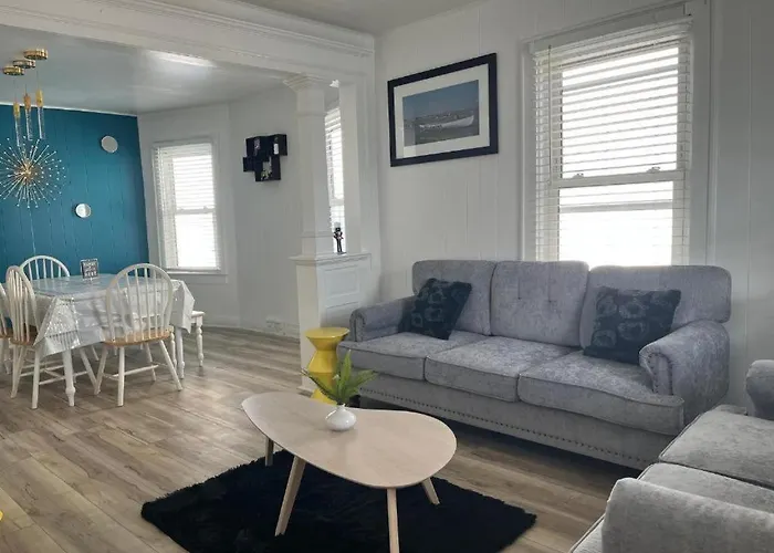 Vibes Villa