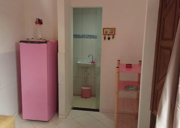 Casa Rosa Da Ilha - Suite Confortavel Com Ventilador E Jardim