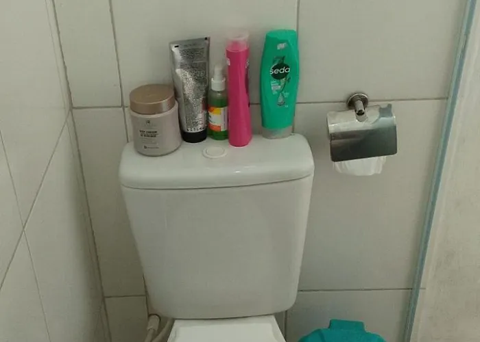 Casa Rosa Da Ilha - Suite Com Ar-Condicionado E Jardim Amplo