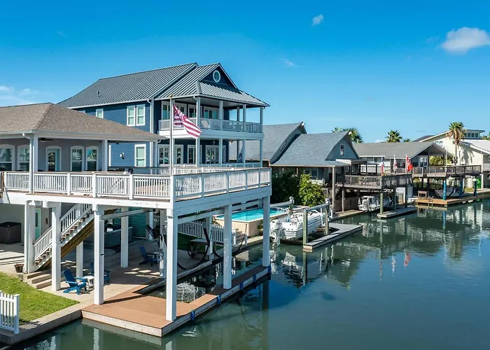 Agua Vista Waterfront Paradise/Hot Tub/Fish/Kayaks