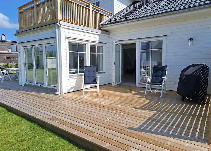 Hamptons Style Hus Med Havsutsikt I Olofsbo