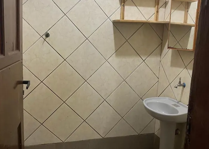 Kitnet Perto Da Praia Coroados