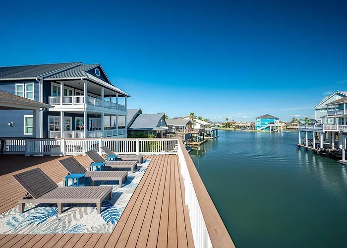 Agua Vista Waterfront Paradise/Hot Tub/Fish/Kayaks