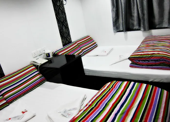 Ashoka Hostel 16F A-5, Block-A, Reception 24 Hours