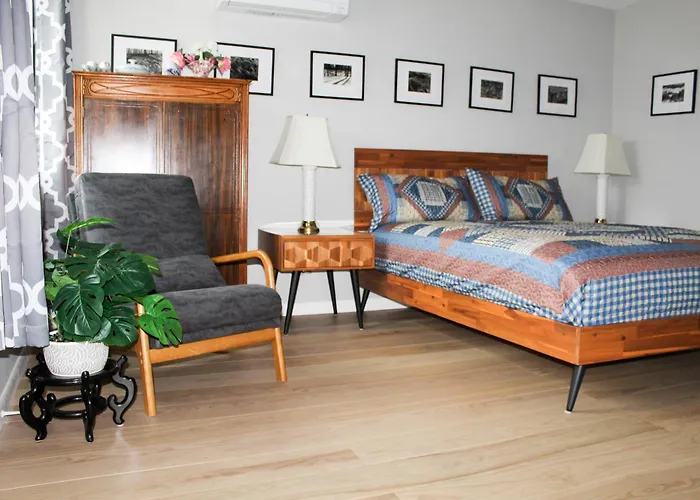 Luxe Haven Room, With A Private Bathroom Separate Entrance From The House