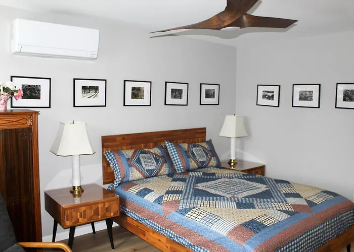 Luxe Haven Room, With A Private Bathroom Separate Entrance From The House