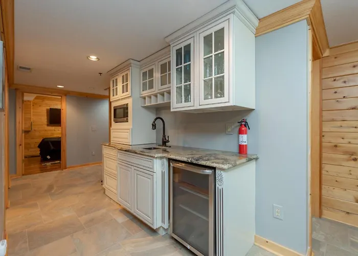 Cedar Shores Villa #06 By Railey Vacations