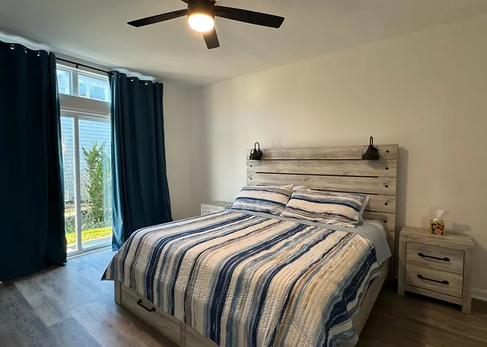 Wonderful Townhome 3Bd 3 Ba 5 Miles To Beach