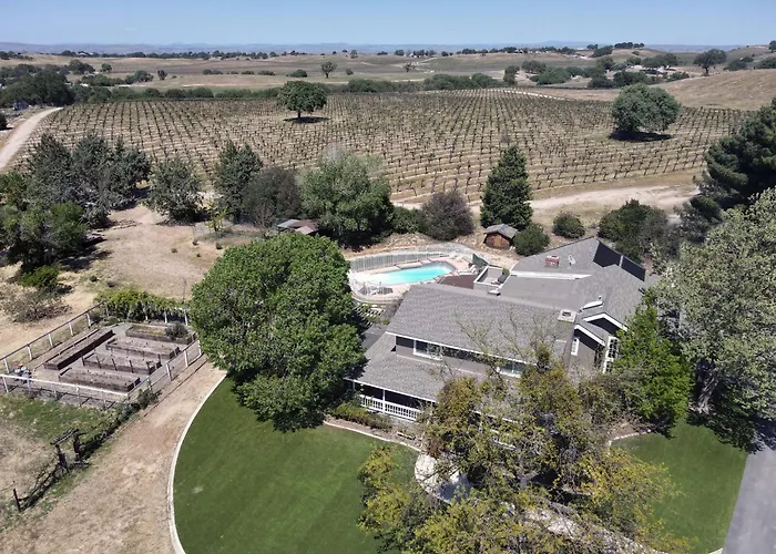 The Vineyard Farmhouse Villa