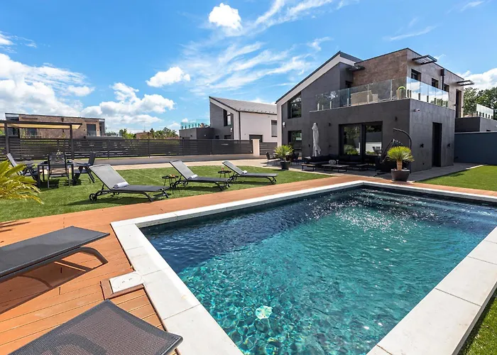 Villa Porta Verde I - Private Pool Villa