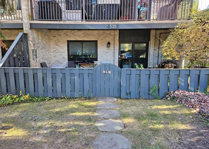 Guest Suite In Paoli With Private Entrance